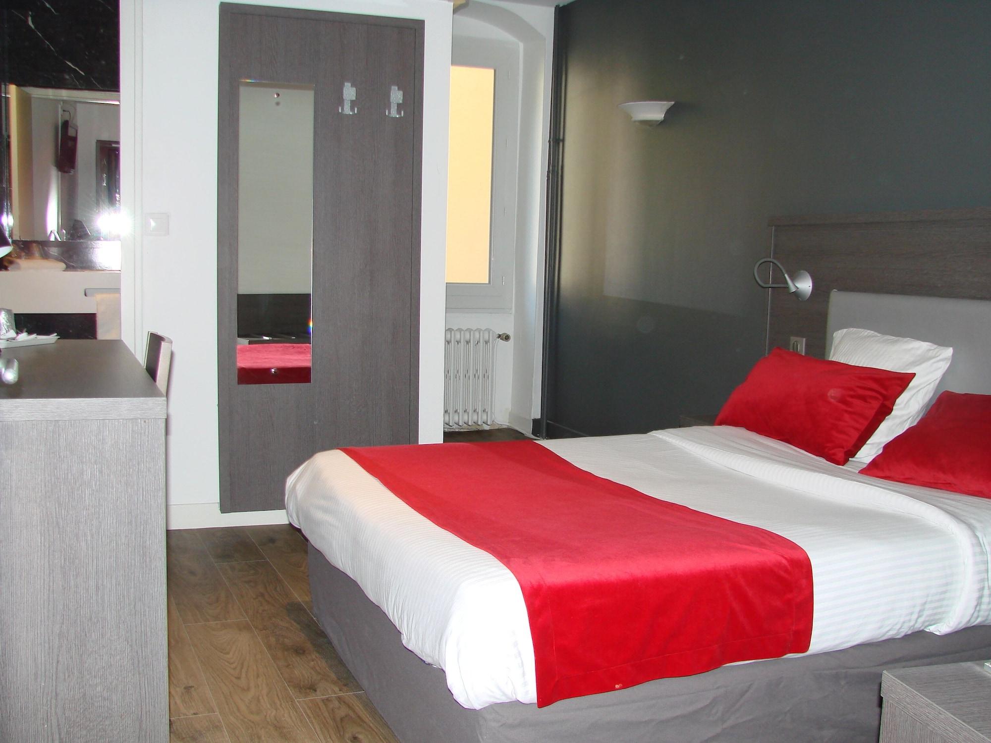 Icone Hotel - Annecy Bagian luar foto